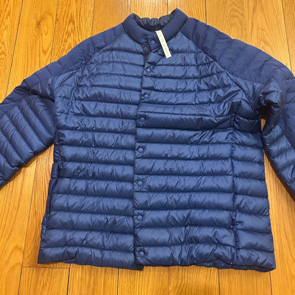 Men's XLG Lululemon Royal Blue Light Puffer Jacket